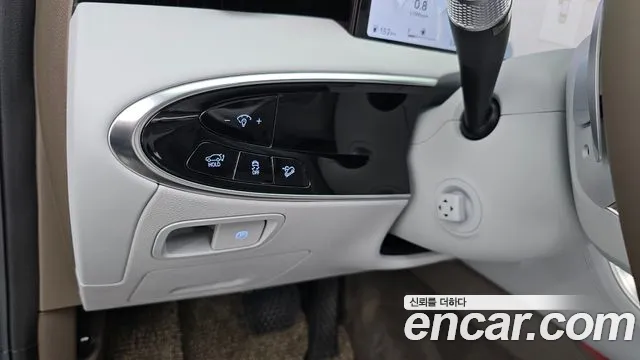 Genesis GV70 2.5T Бензин AWD — Фото автомобиля 16