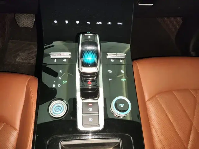 Chery Tiggo 8 PLUS Kunpeng e+ — Фото автомобиля 13