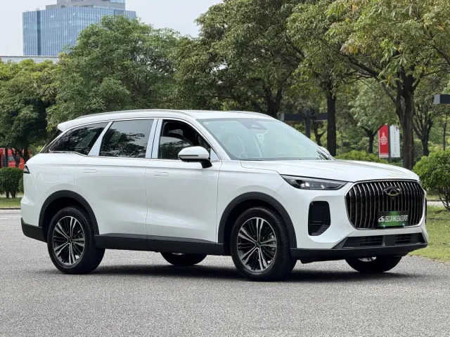 Chery Tiggo 9 — Фото автомобиля 2
