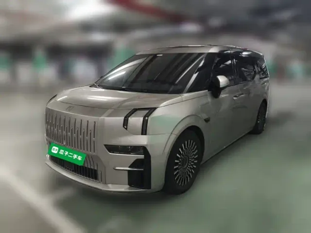 Фотография автомобиля — Zeekr 009