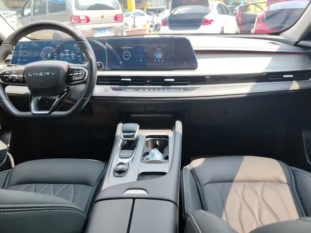 Chery Arrizo 8 — Фото автомобиля 5