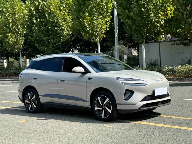 BYD Sealion 06 — Фото автомобиля 3