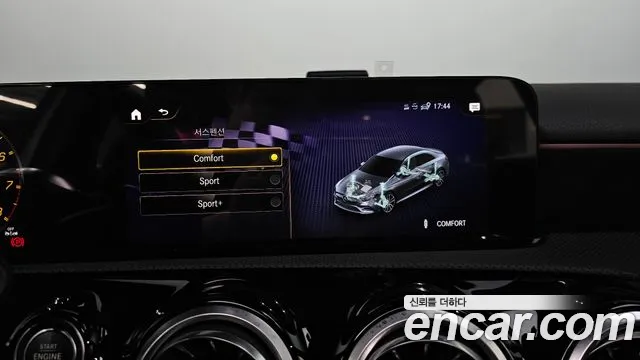 Mercedes-Benz A-Class — Фото автомобиля 16
