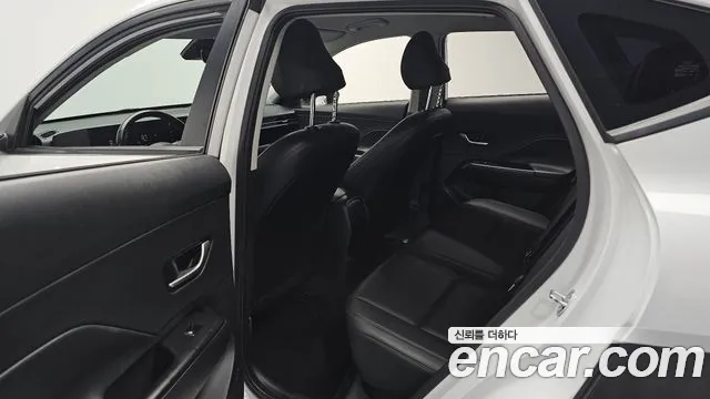 Hyundai Kona — Фото автомобиля 18