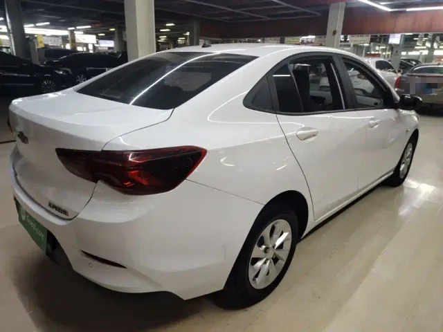 Chevrolet Cavalier — Фото автомобиля 4