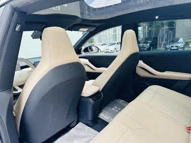 Nio ET5 Touring — Фото автомобиля 10