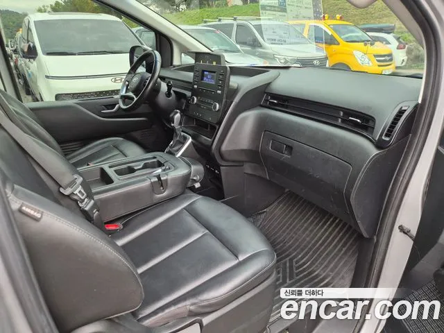 Hyundai Staria — Фото автомобиля 9