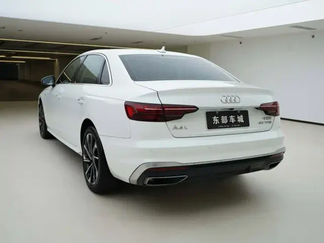 Audi A4L — Фото автомобиля 4