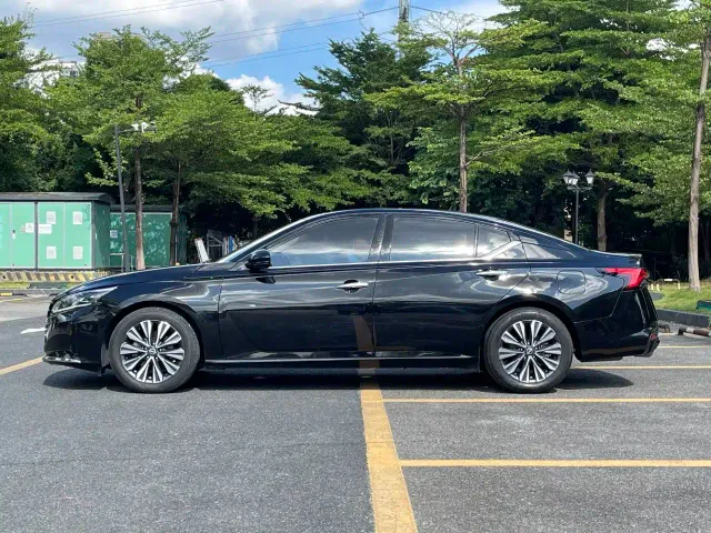 Nissan Teana — Фото автомобиля 11