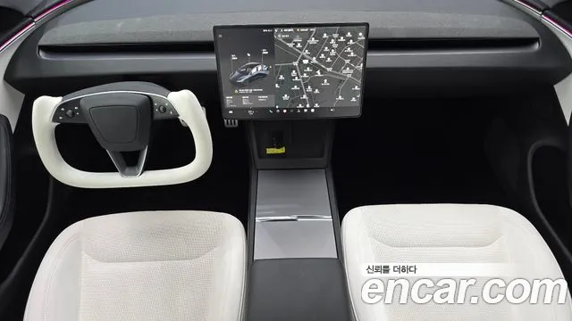 Tesla Model 3 — Фото автомобиля 7