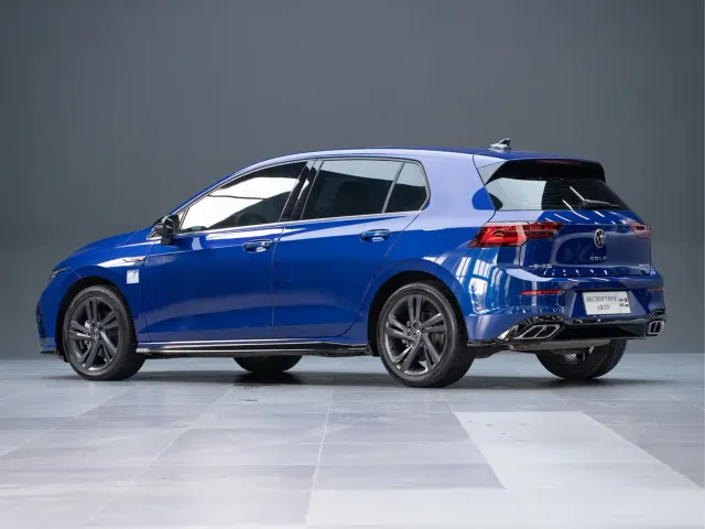 Volkswagen Golf — Фото автомобиля 8