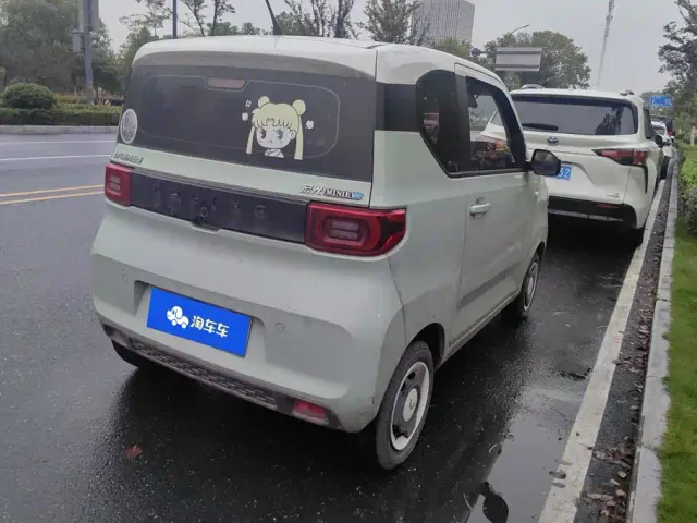 Wuling Hongguang Mini EV — Фото автомобиля 3