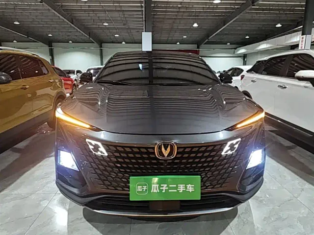 Changan UNI-T — Фото автомобиля 2