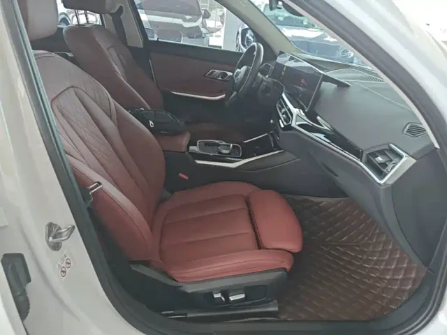 BMW i3 — Фото автомобиля 24