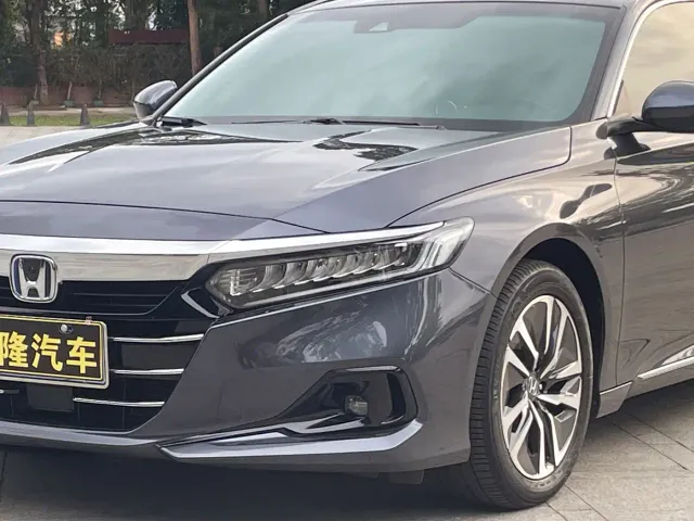 Honda Accord — Фото автомобиля 23