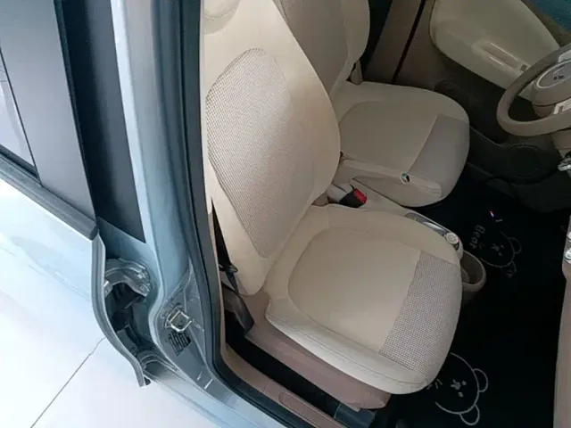 Wuling Hongguang Mini EV — Фото автомобиля 24