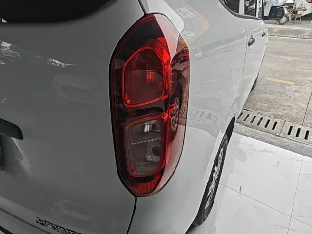 Wuling Hongguang — Фото автомобиля 7