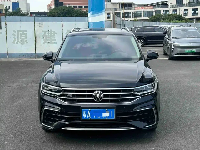 Volkswagen Tiguan L 2024 330TSI Automatic 2WD R-Line Premium Enjoyment Edition — Фото автомобиля 2