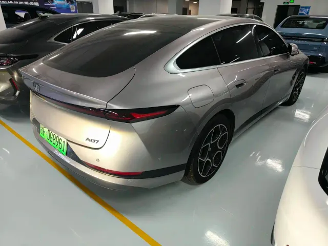 Changan Qiyuan A07 — Фото автомобиля 4