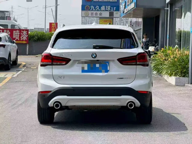 BMW X1 — Фото автомобиля 8
