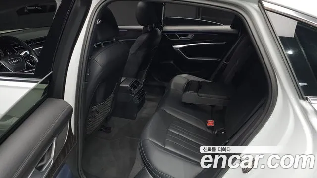 Audi A6 45 TFSI quattro Premium — Фото автомобиля 11