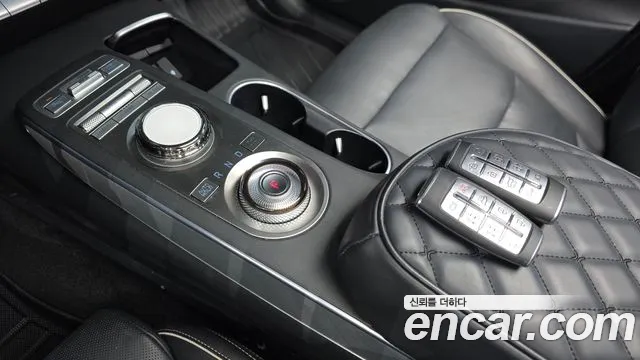 Genesis GV70 Electrified GV70 — Фото автомобиля 7