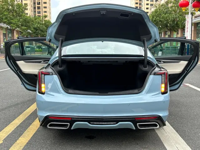 Cadillac CT5 — Фото автомобиля 17
