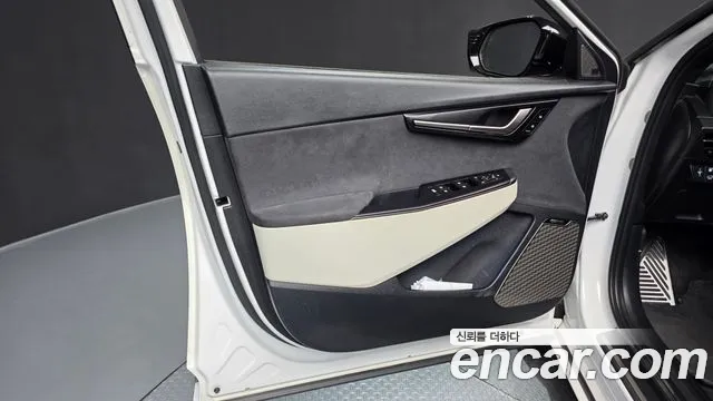 Kia EV6 EV6 (New) — Фото автомобиля 13