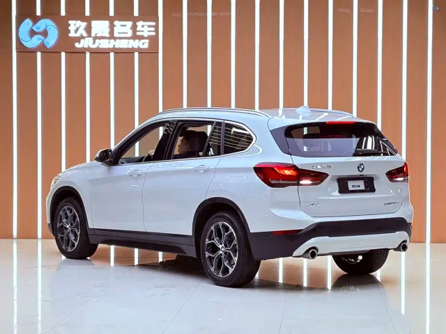 BMW X1 — Фото автомобиля 18