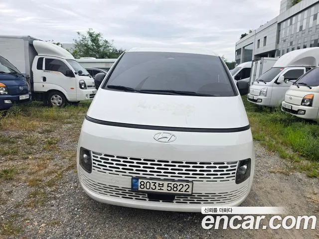 Hyundai Staria — Фото автомобиля 2