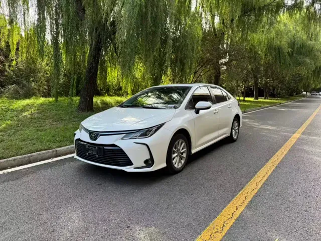 Фотография автомобиля — Toyota Corolla