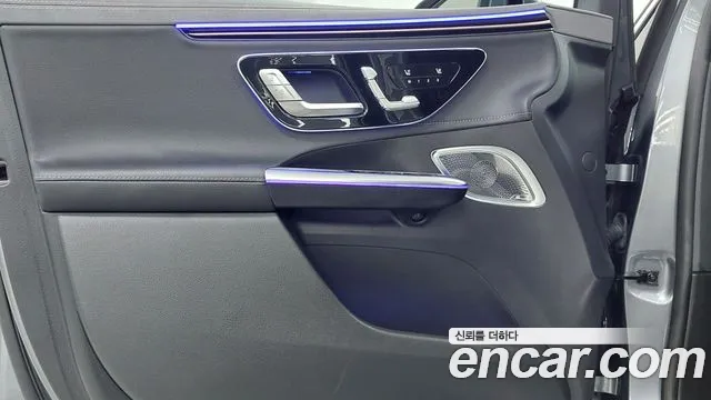 Mercedes-Benz EQE — Фото автомобиля 15