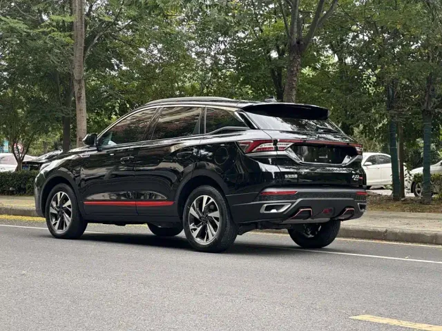 Dongfeng Fengshen AX7 — Фото автомобиля 9