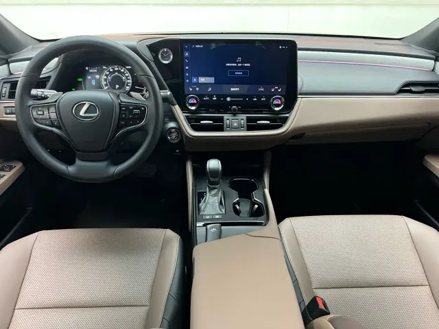 Lexus Lexus ES 2025 300h Ultimate Edition — Фото автомобиля 12
