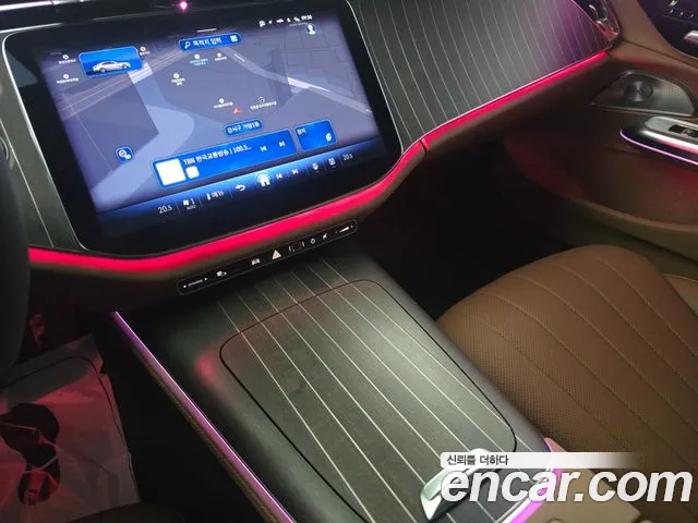 Mercedes-Benz E-Class — Фото автомобиля 14