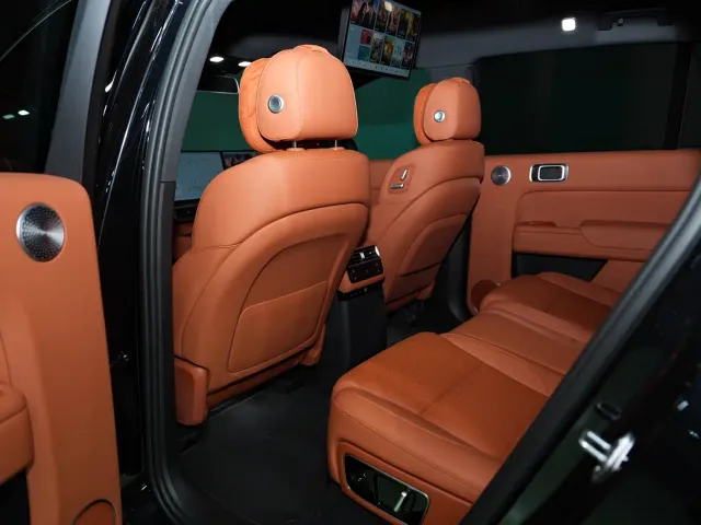 Li Auto L7 — Фото автомобиля 12