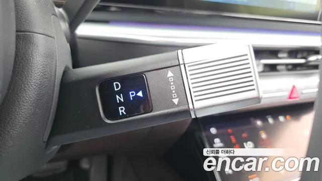 Hyundai Grandeur Grandeur (GN7) 2.5 Бензин 2WD — Фото автомобиля 9