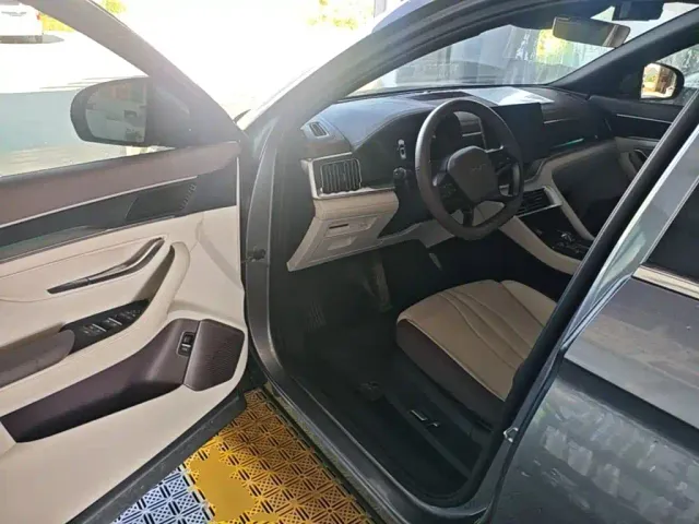 BYD Song PLUS — Фото автомобиля 12