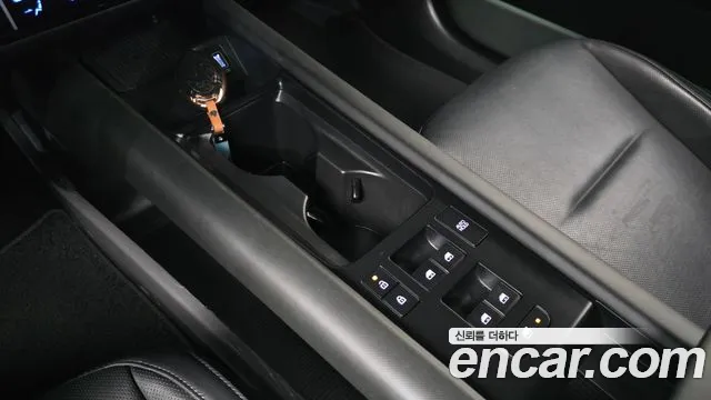 Hyundai Ioniq 6 — Фото автомобиля 9