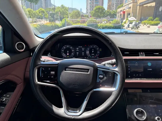 Land Rover Range Rover Evoque — Фото автомобиля 17
