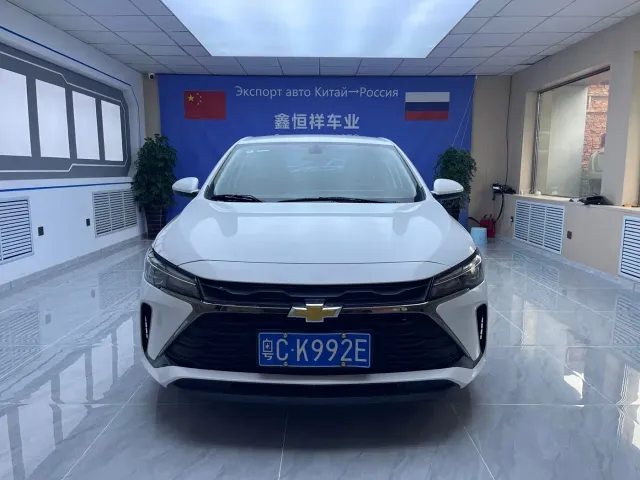 Chevrolet Monza — Фото автомобиля 2