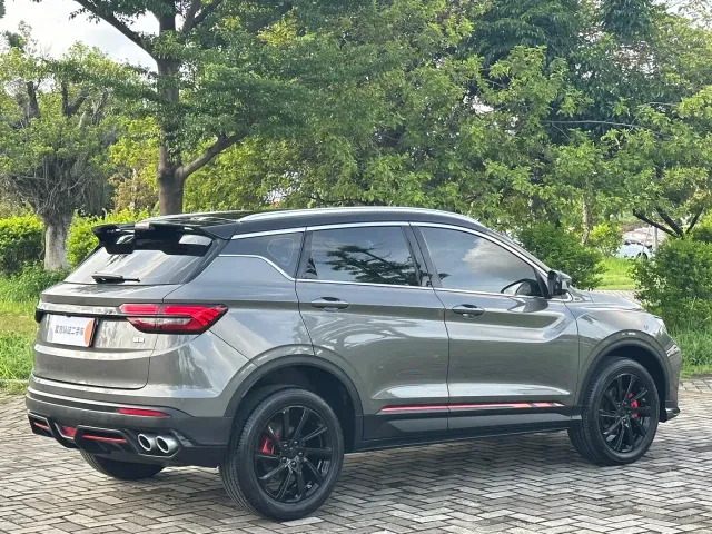 Geely Binyue — Фото автомобиля 9