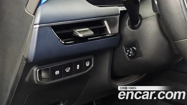 Kia K8 (New) Hybrid — Фото автомобиля 24