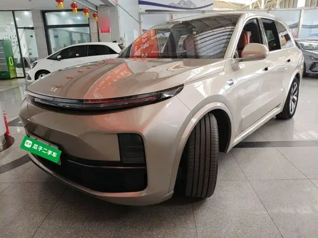 Фотография автомобиля — Li Auto L8