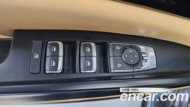 Kia Canival Carnival 4 поколение Дизель 9 мест Prestige — Фото автомобиля 14