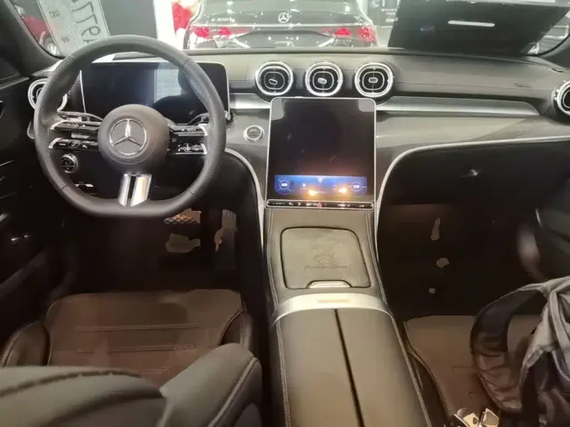 Mercedes-Benz C-Class — Фото автомобиля 13