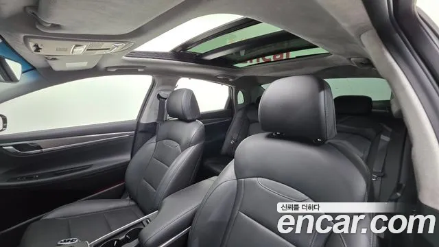 Hyundai Grandeur — Фото автомобиля 12