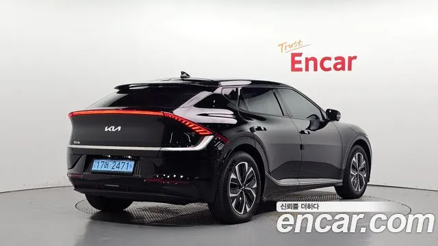 Kia EV6 — Фото автомобиля 2