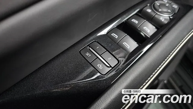Cadillac Escalade Escalade 5 поколение — Фото автомобиля 30