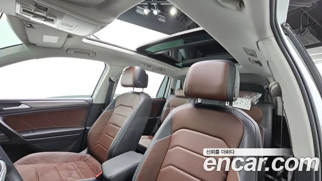 Volkswagen Tiguan — Фото автомобиля 18